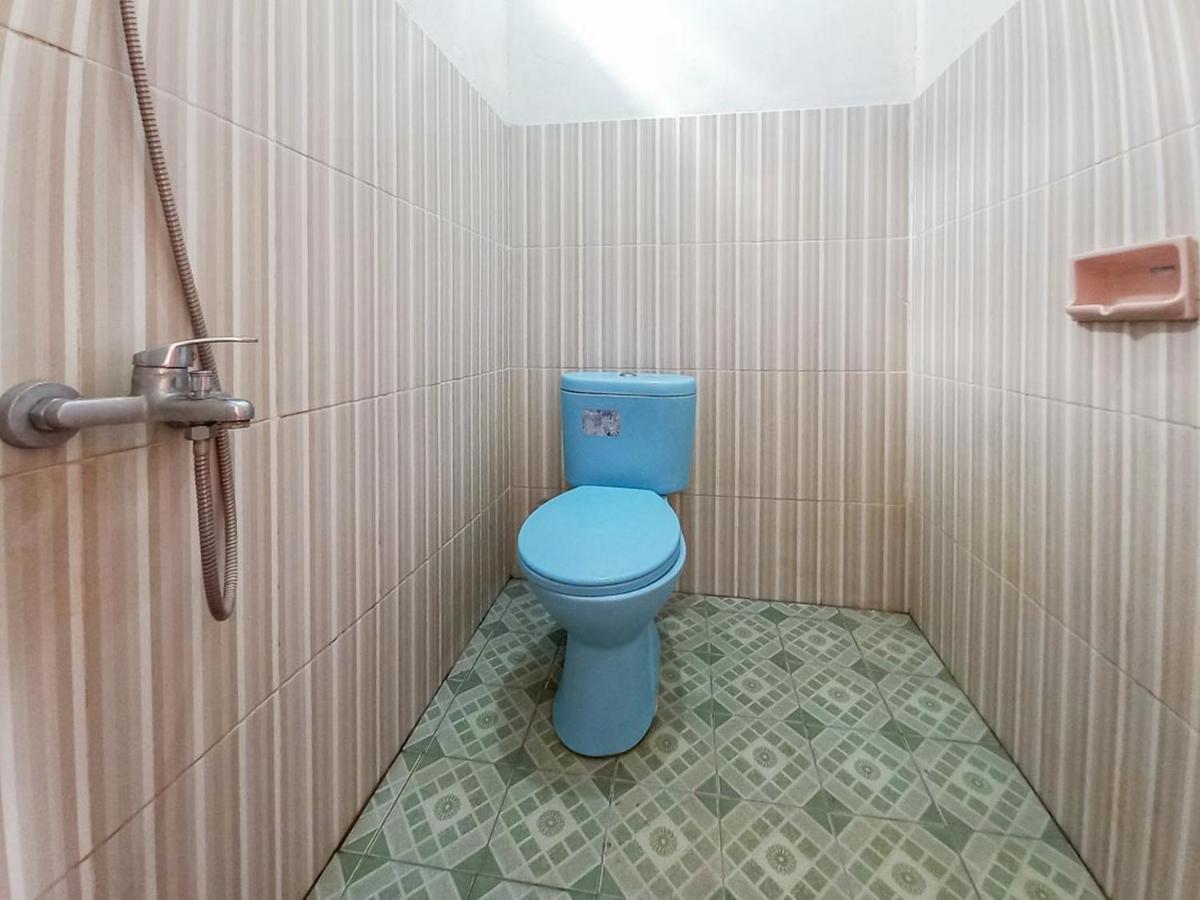 Kampoeng Pacet Mitra Reddoorz Hotel Mojokerto